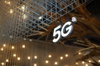5G technology is expected to drive demand for smartphones in 2023